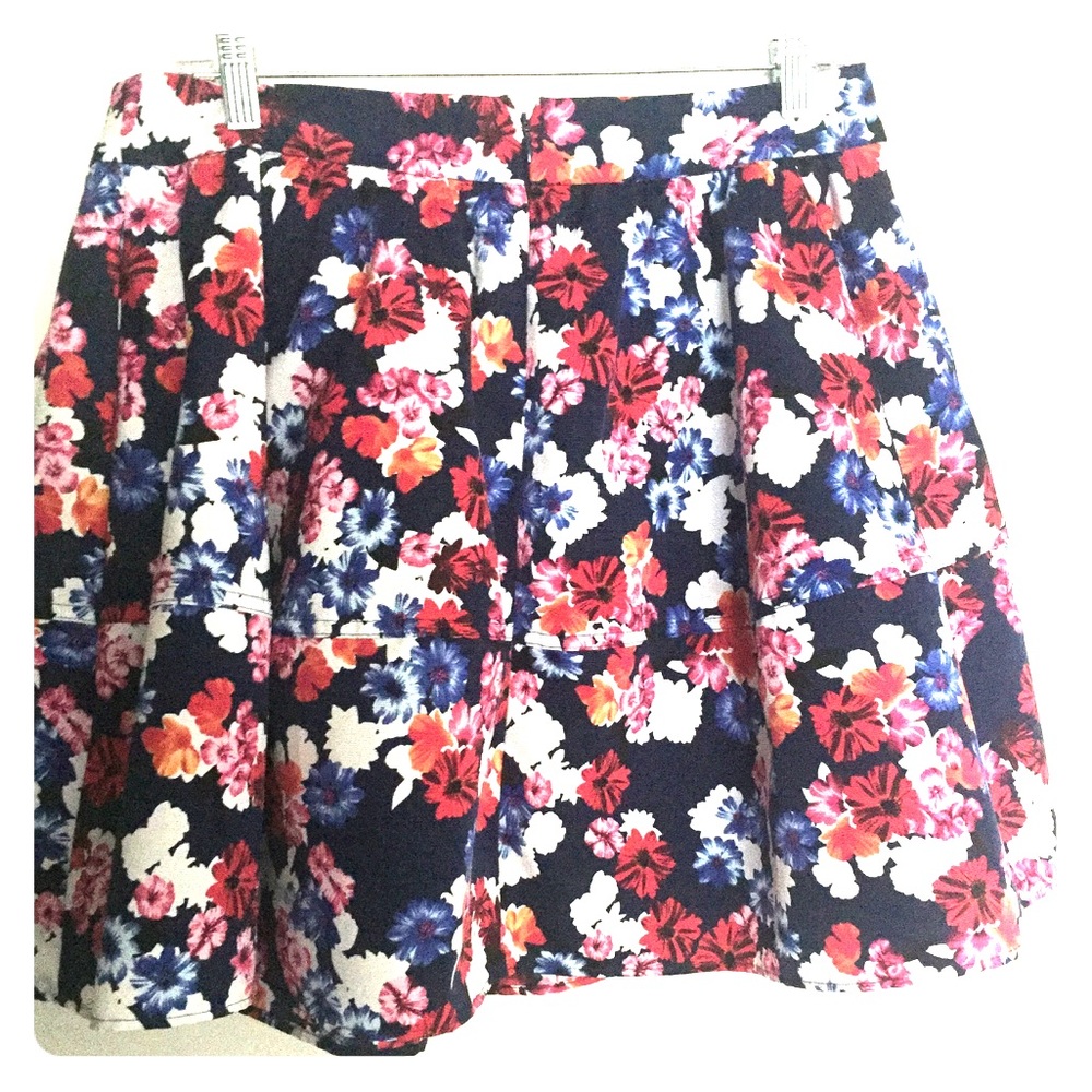 Full floral mini